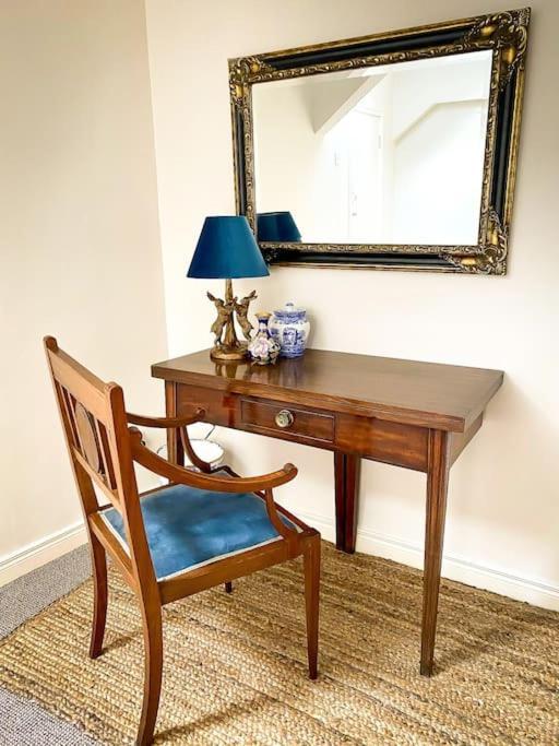 Вилла Rose House Glenarm Экстерьер фото