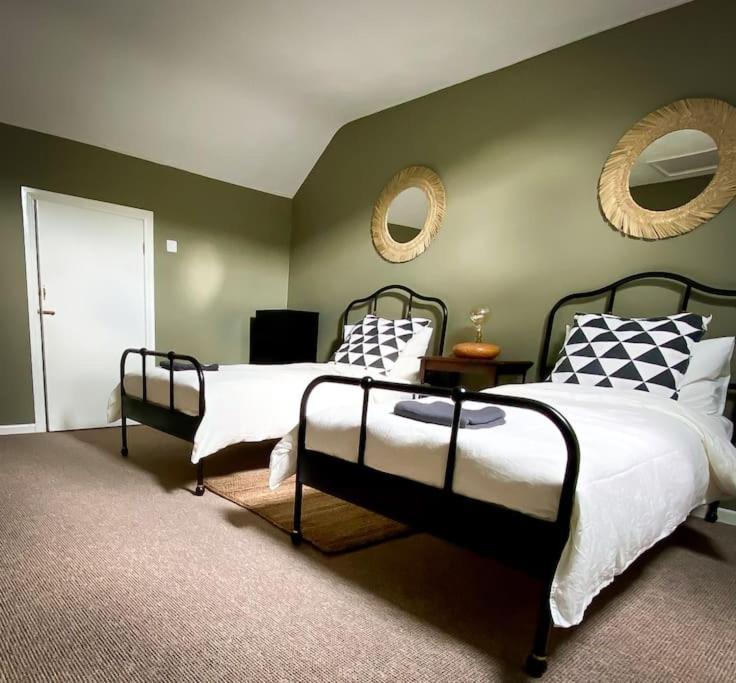 Вилла Rose House Glenarm Экстерьер фото